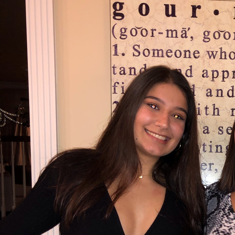 Meet your Posher, Arianna